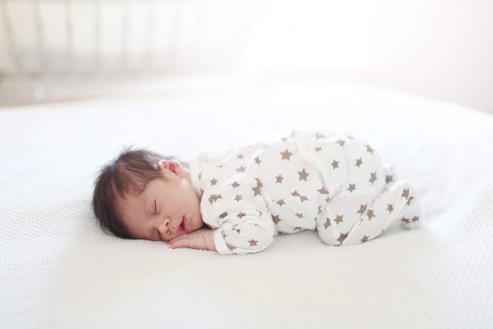 Meu bebê não acorda para mamar durante a noite!