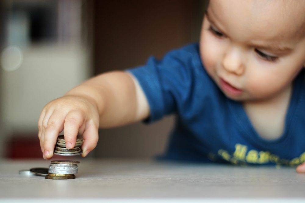 Como saber se o bebê engoliu alguma coisa?