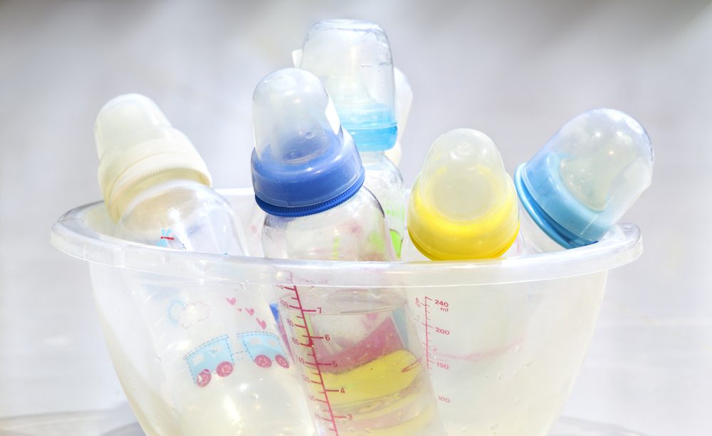 Como esterilizar mamadeiras