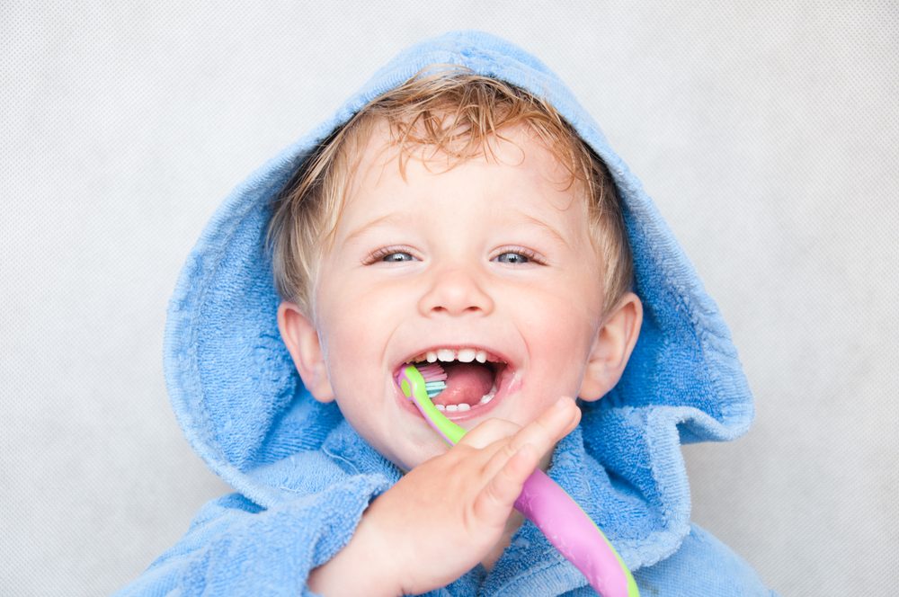Como escovar os dentes do meu bebê