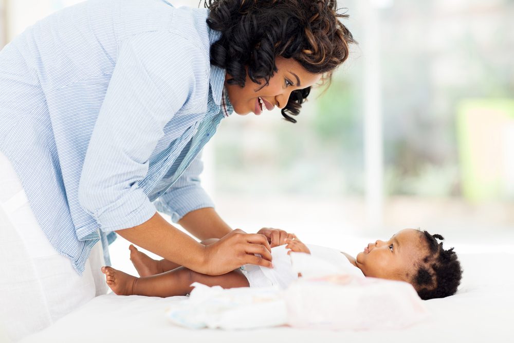 Quantas fraldas o bebê usa por dia depois do primeiro mês de vida?
