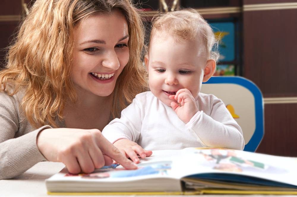 Quando começar a ler para o bebê?