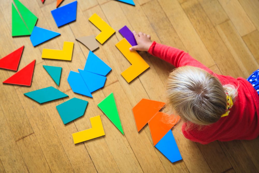 A importância de distinguir cores e formas para o desenvolvimento do seu bebê