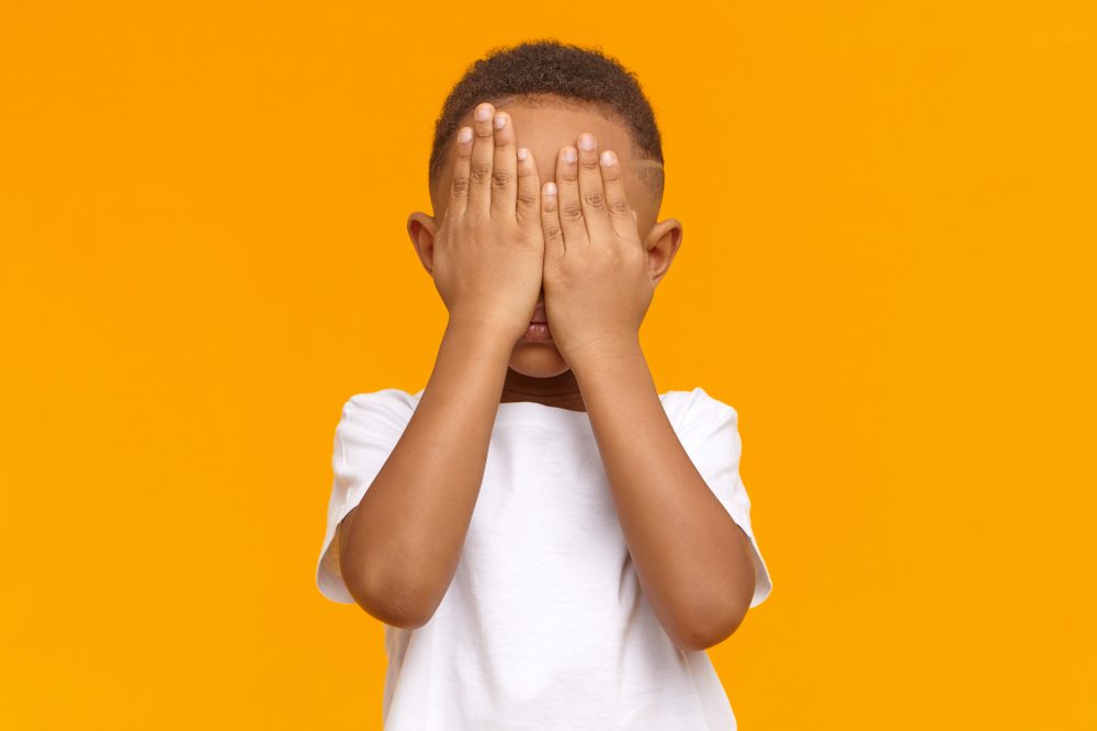 Meu filho é muito tímido. O que fazer?