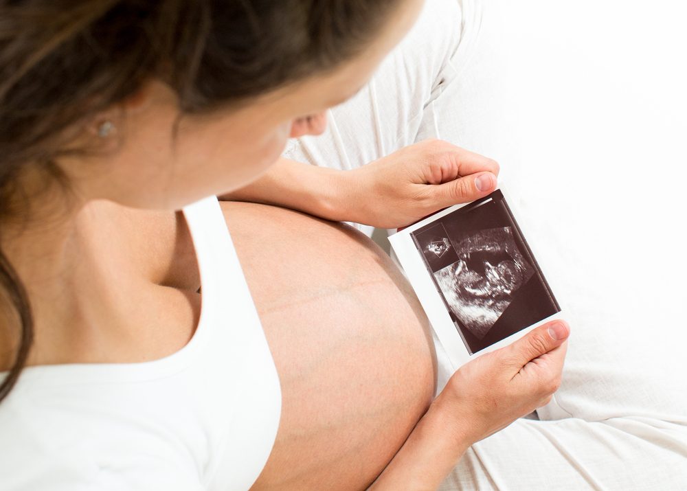 O que meu bebê sente dentro do útero?
