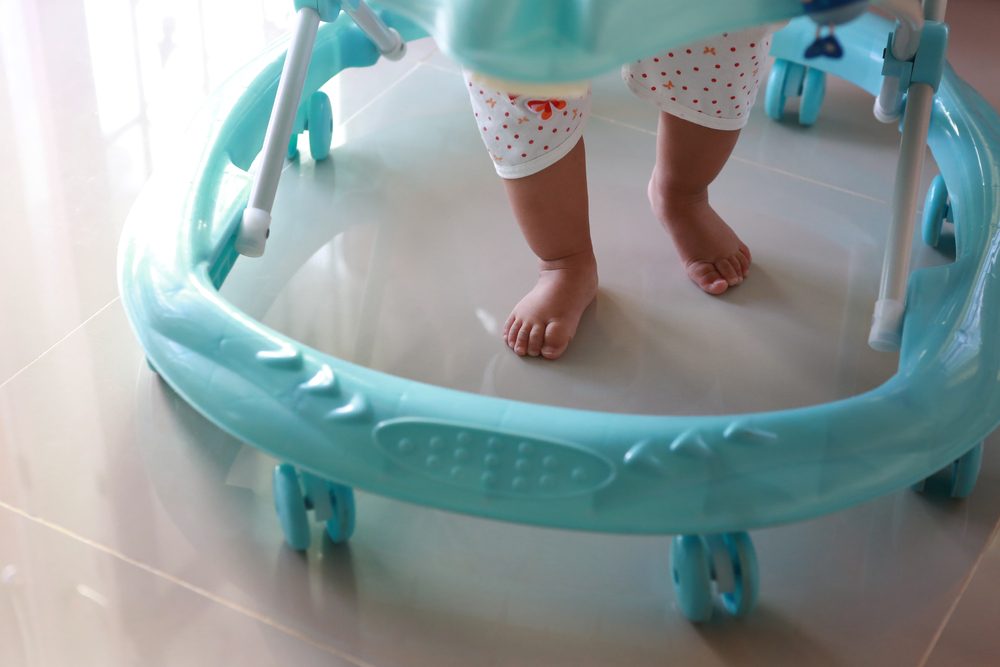 Andador para bebê é recomendado?