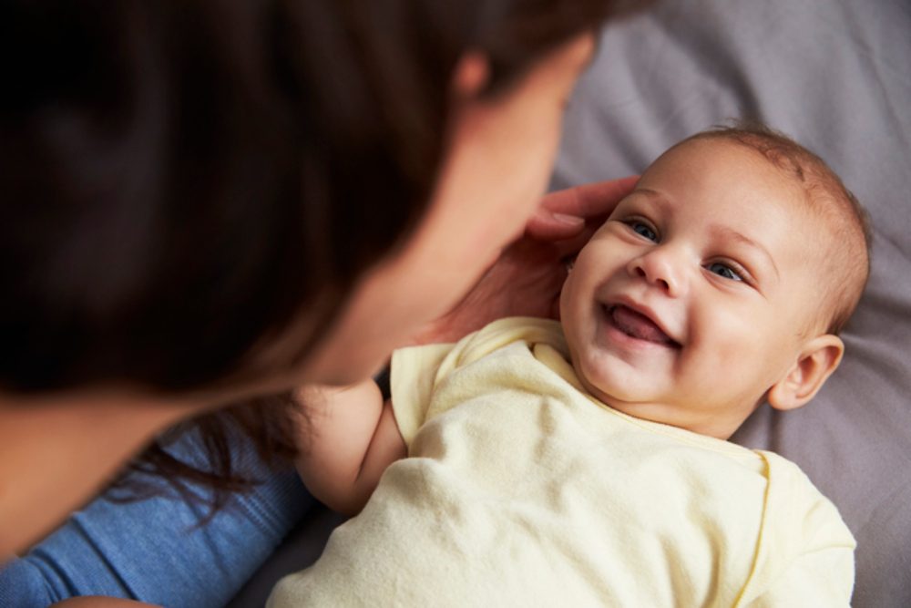 Quando o bebê começa a enxergar?