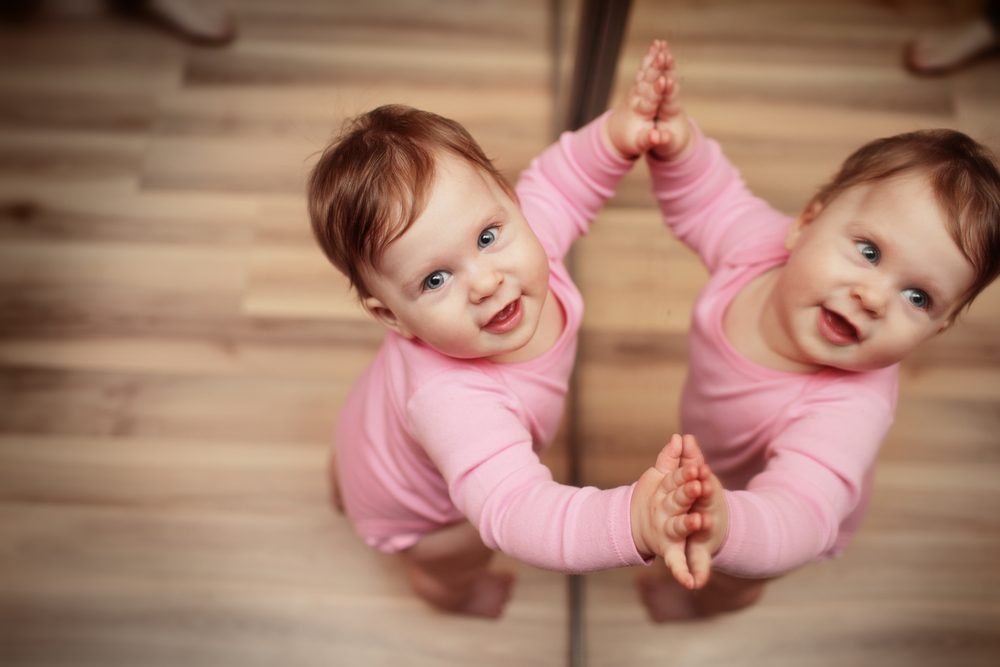 Meu bebê já consegue ficar de pé sozinho!