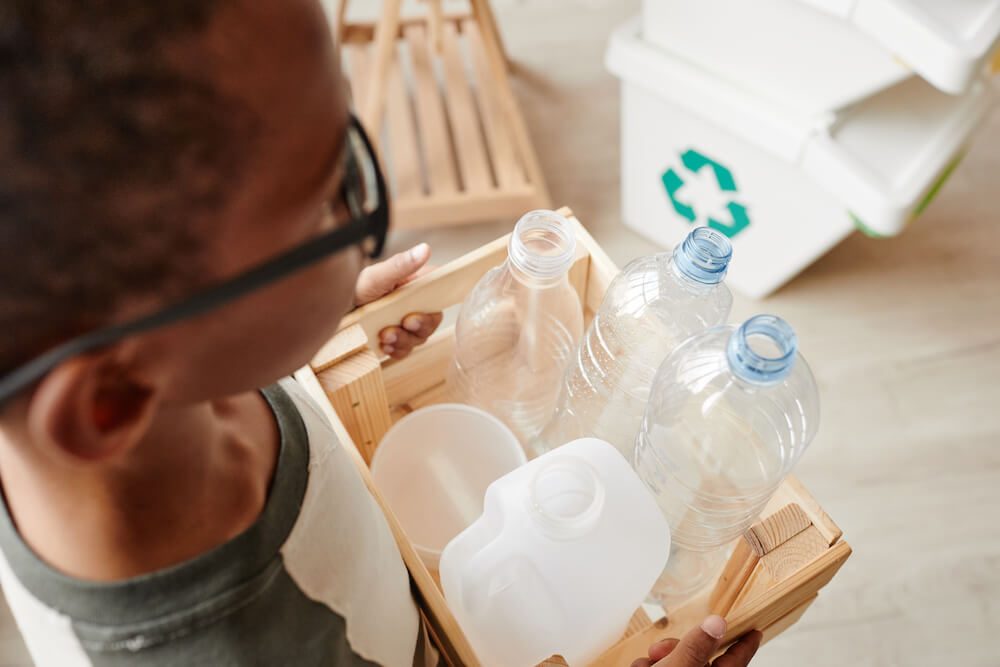 7 ideias de brinquedos feitos com garrafa PET