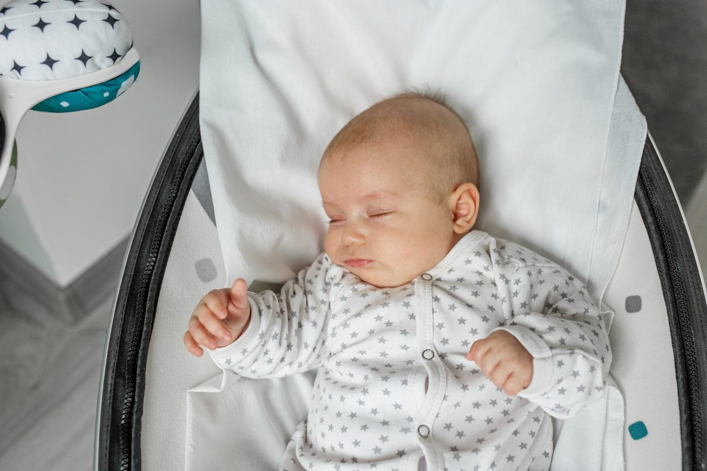Balanço para bebês vs. Cadeira de balanço