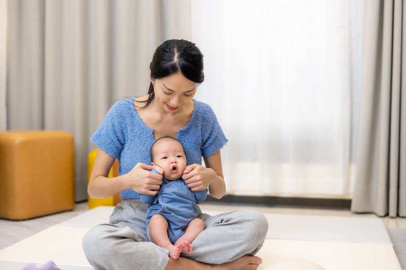 Devo ser uma mãe ou pai em tempo integral?