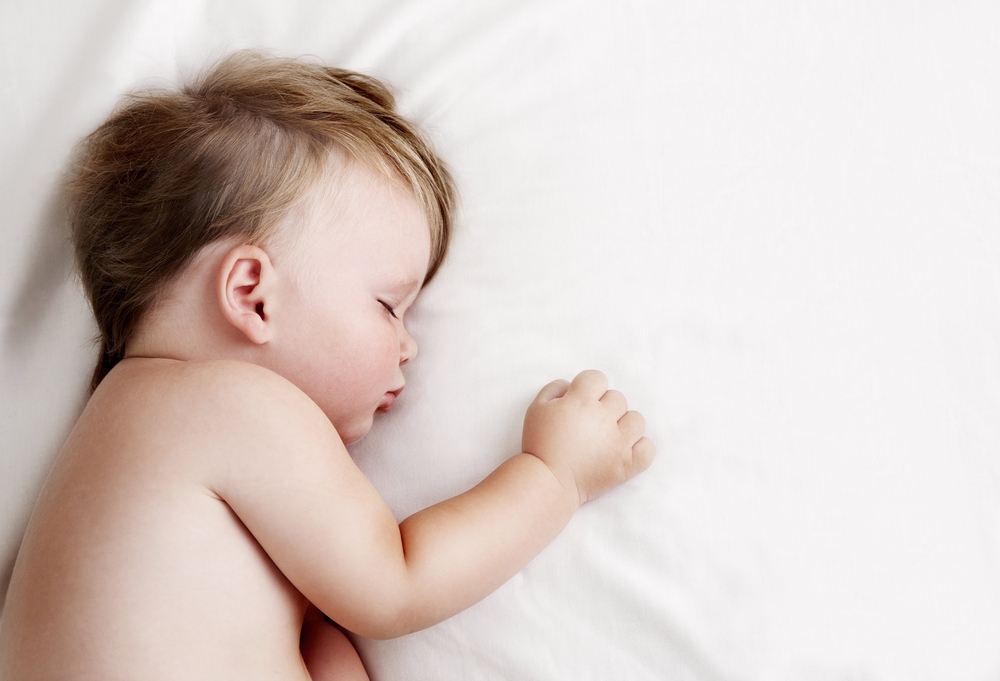 Quanto meu bebê de 10 a 12 meses deve dormir?